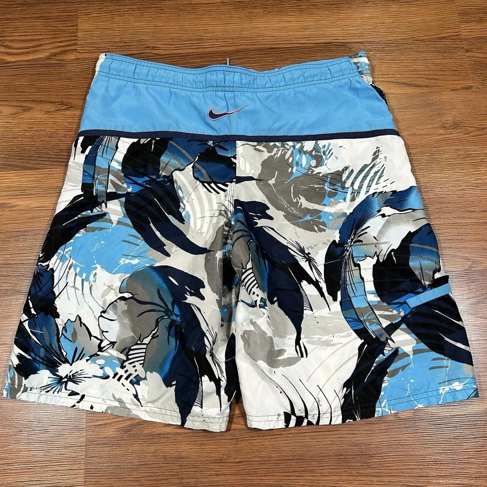 Nike Men's Swim Trunks Size XL Blue‎ Grey Floral Board Short Hawaiian Mesh Lined